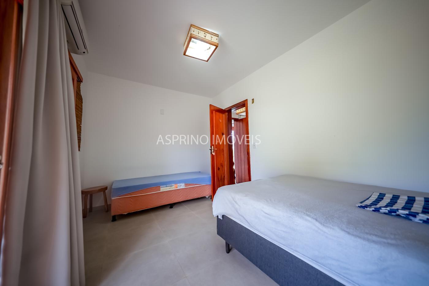 Casa à venda com 5 quartos, 300m² - Foto 15